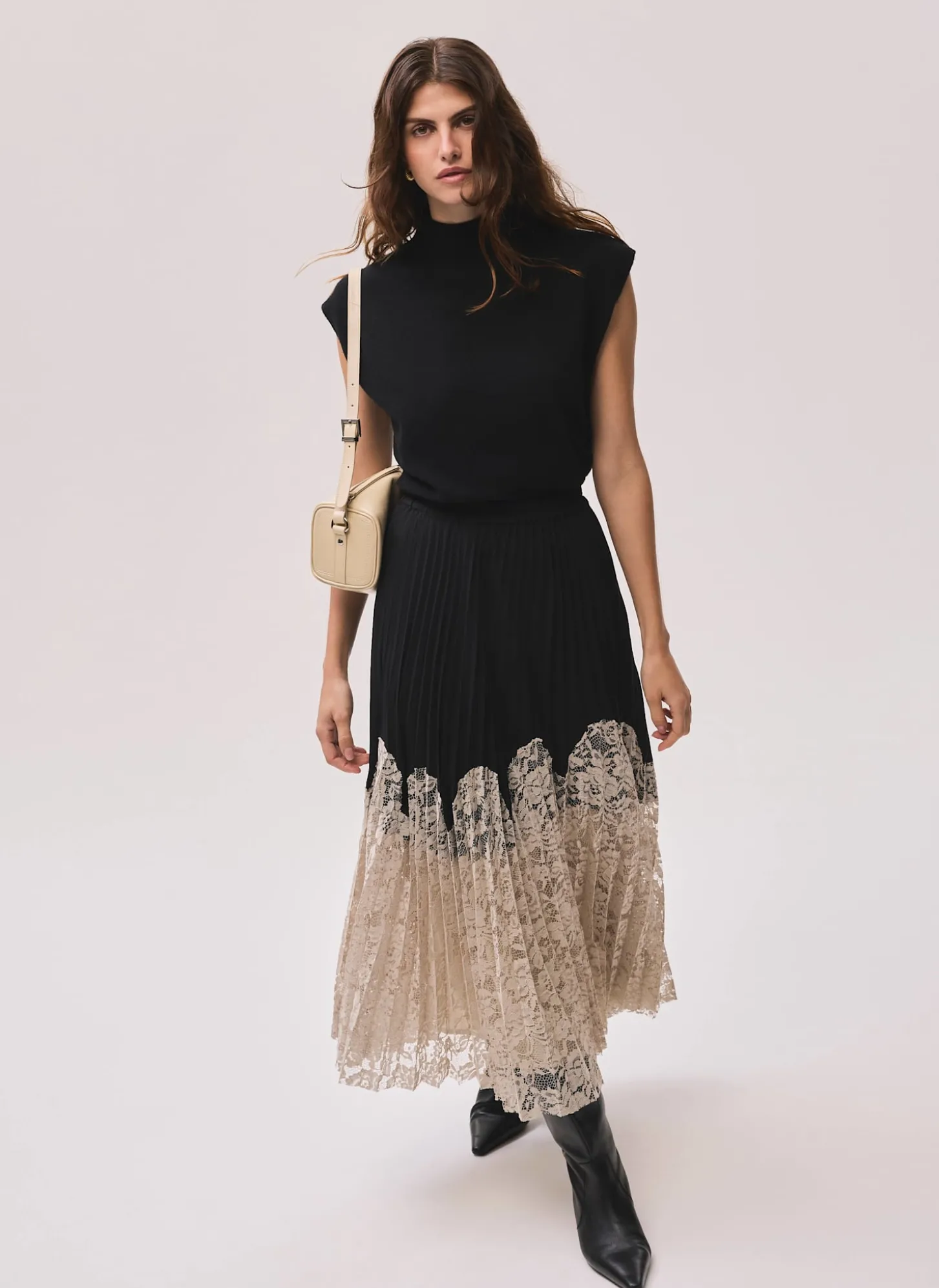 Black Pleated Lace Hem Midi Skirt