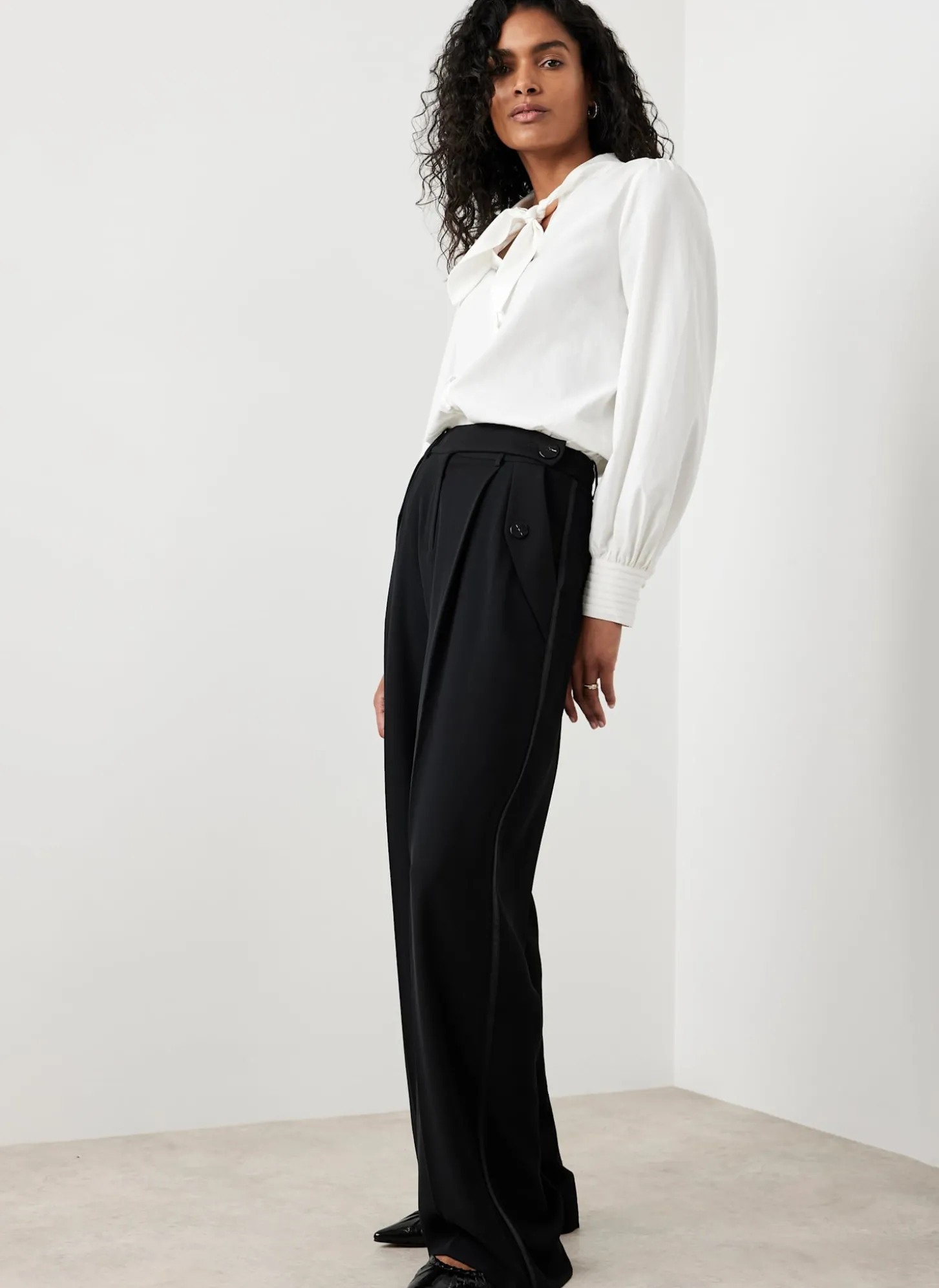 Black Tailored Wide Trousers