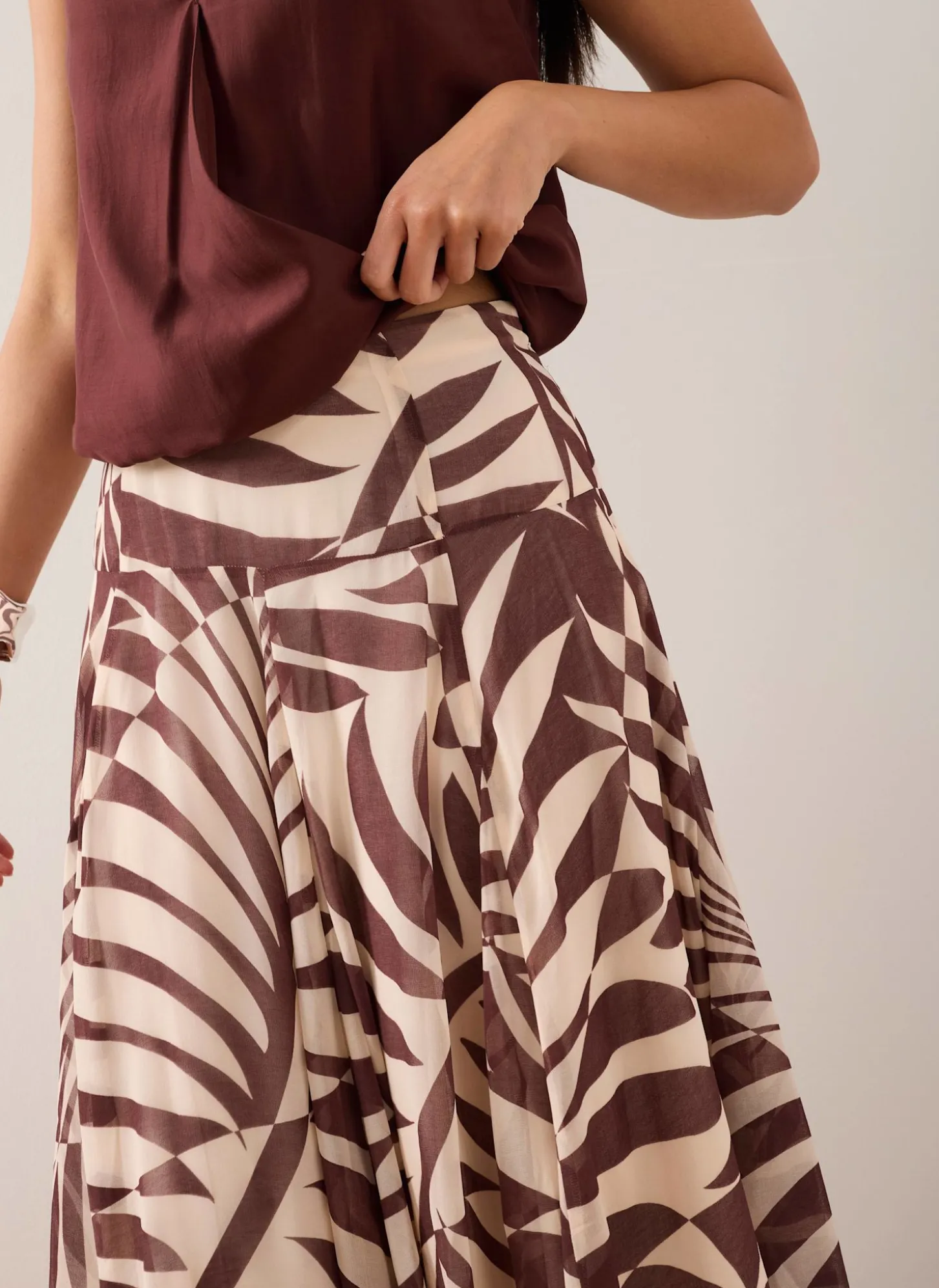 Burgundy Palm Print Maxi Skirt