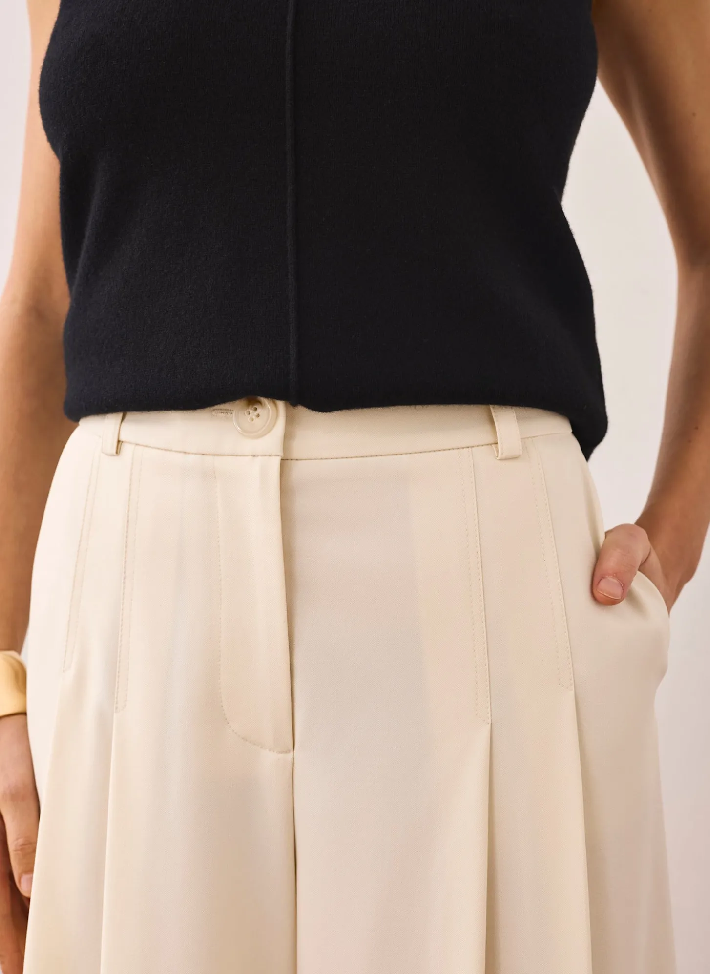 Cream Pleated Cropped Wide Trousers