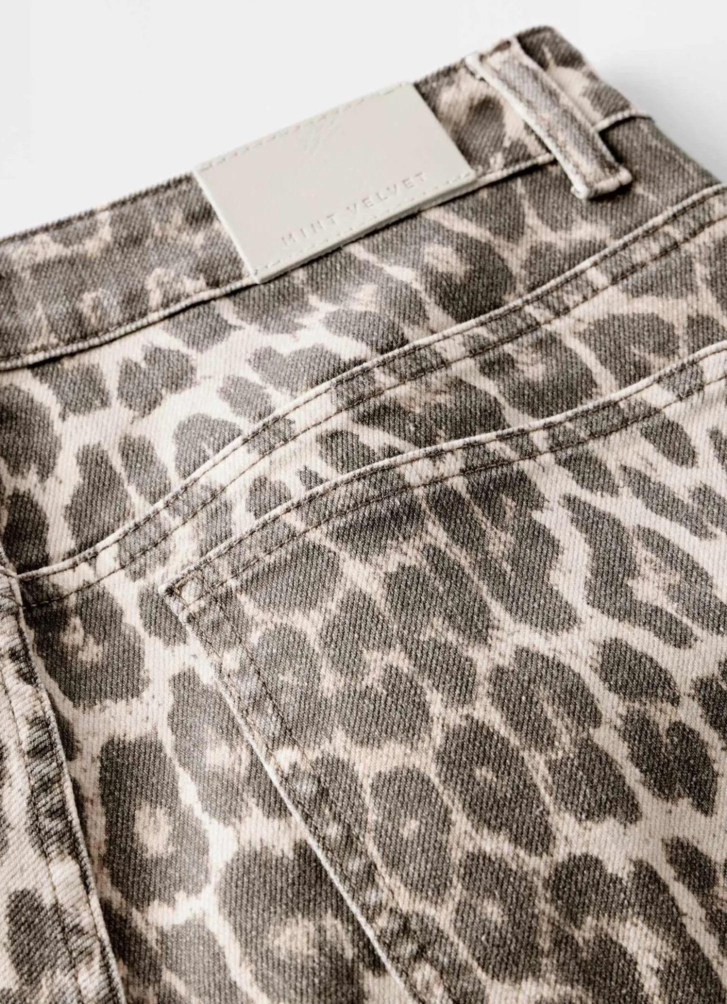 Leopard Print Barrel Leg Jeans