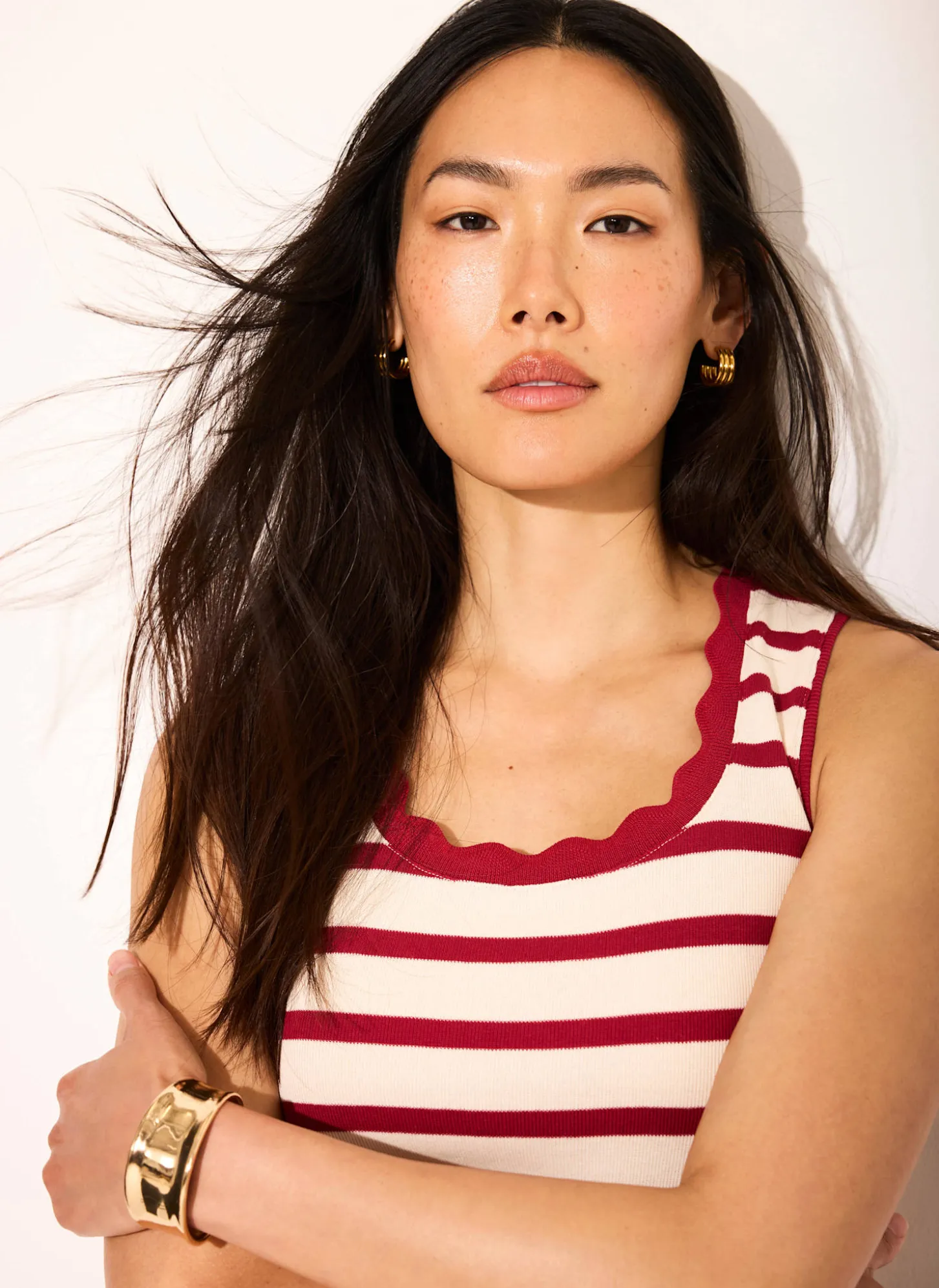 Red Stripe Scallop Trim Vest