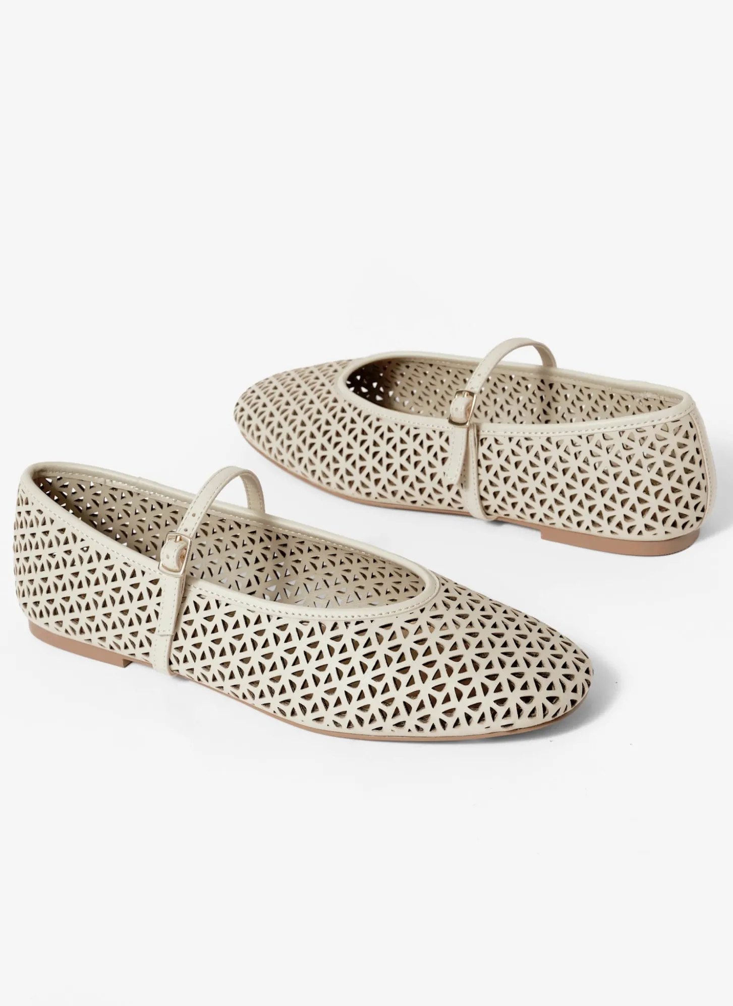Tabi Cream Leather Ballet Flats