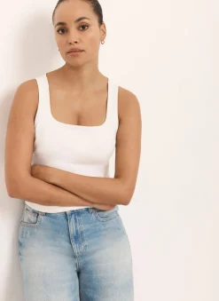 White Layering Scoop Neck Vest